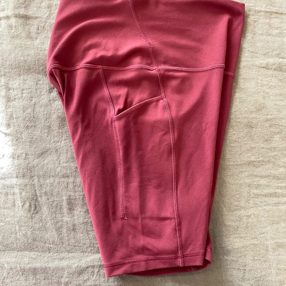 Lululemon align high-rise short 8" with pockets - Picture 3 of 4